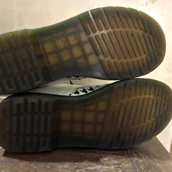 CLASSICS COLLIDE: Custom Houndstooth Doc Martens - Picture 3 of 5
